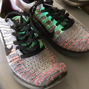 Size 6 Women’s Nike’s